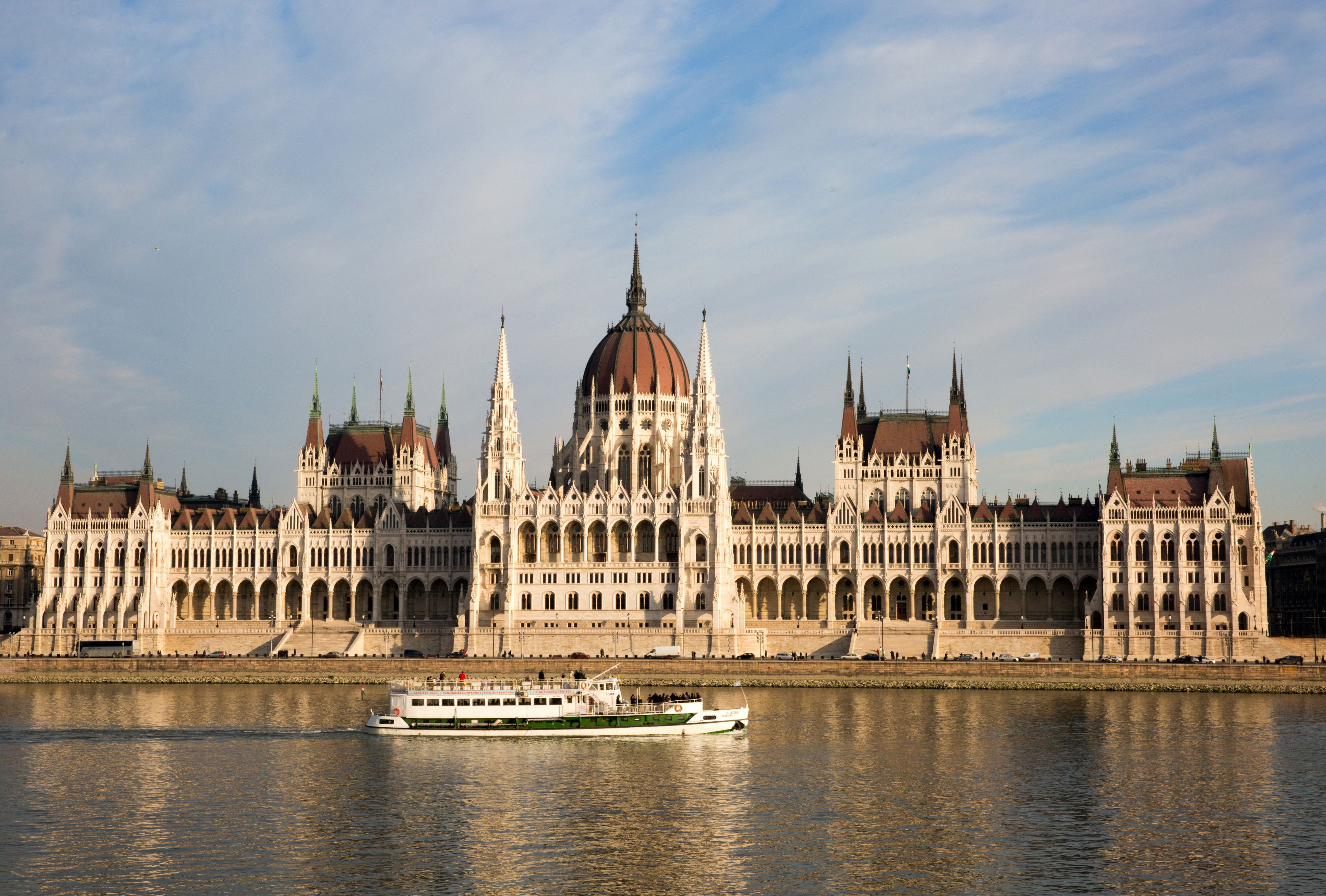 budapest-R.jpg